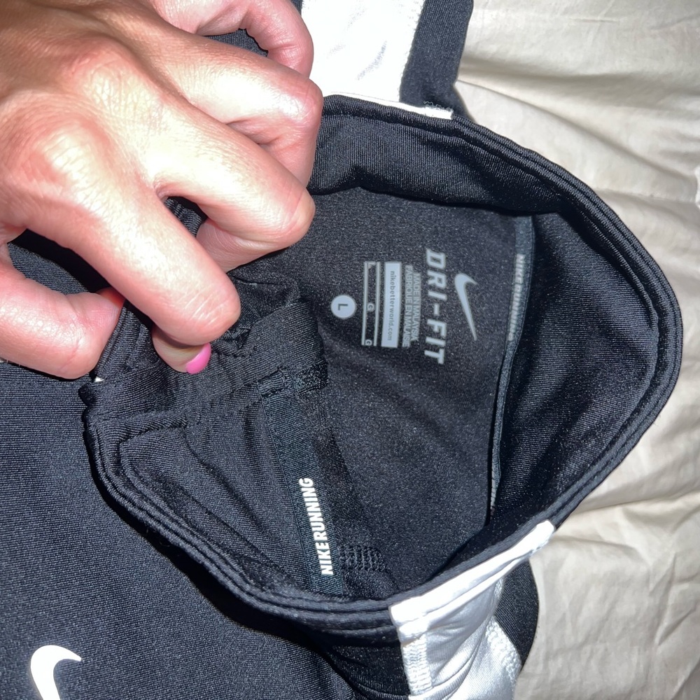 Nike pullover - Picture 3 of 3